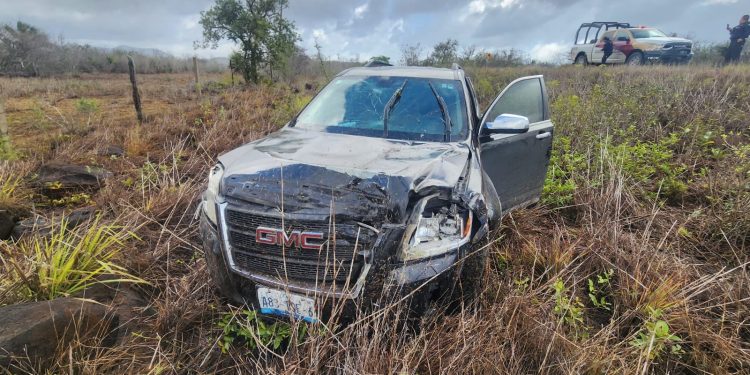 Reportan volcadura en Aldama