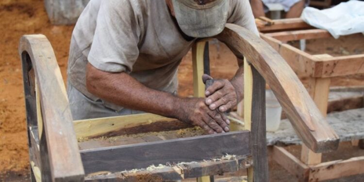 Capacitación laboral en CEDES permite reinserción social