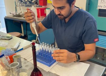 Desarrolla UAT bioinsecticida para combatir plagas que afectan la apicultura.