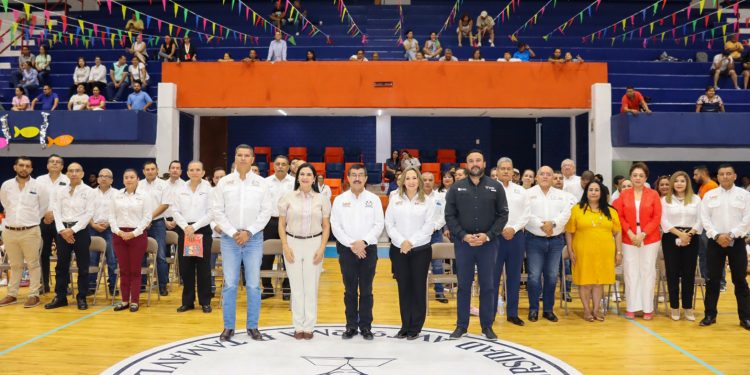 Inaugura la UAT campamentos de verano.