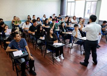 Concluye la UAT aplicación del examen CENEVAL de ingreso a licenciatura.