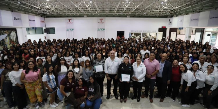 Realiza la UTTN Primer Encuentro de Jóvenes Universitarios STEM