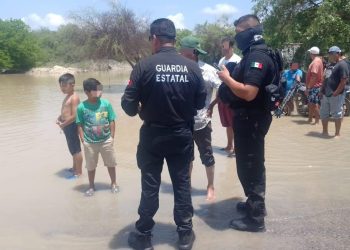 Colabora ciudadanía con Guardia Estatal en rescate de adulto mayor atrapado en el Río Zaragoza