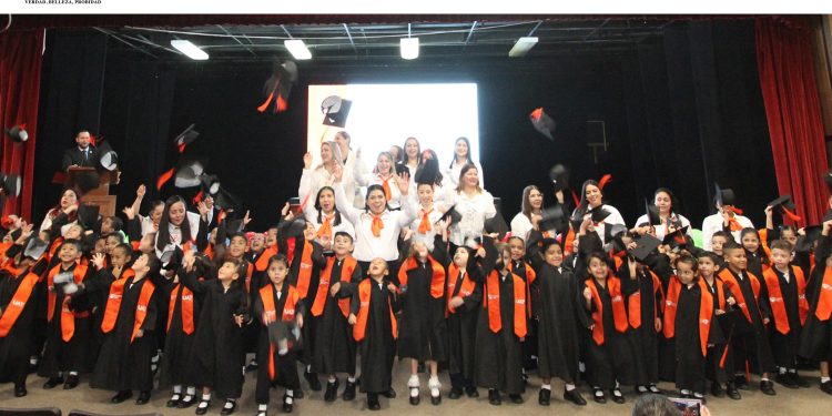 Concluyen su educación inicial niños del CENDI y Círculo Infantil UAT.