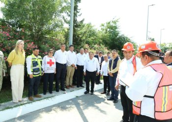 Participa Américo Villarreal en simulacro durante el Día Nacional de Protección Civil