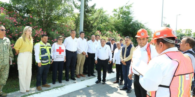 Participa Américo Villarreal en simulacro durante el Día Nacional de Protección Civil