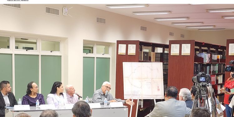 Entrega la UAT documento histórico a la Autónoma de Nuevo León