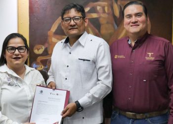Recibe Juan Vital Román nombramiento como titular del CREDE Victoria