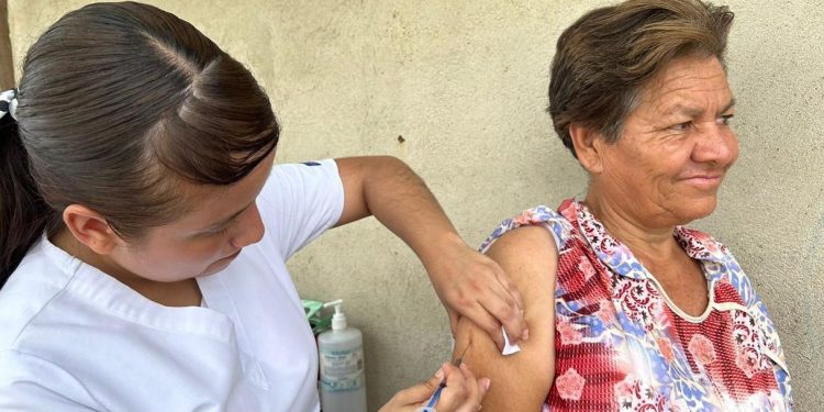 Inicia SST Campaña de Vacunación Invernal