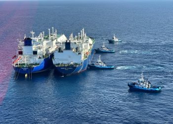 Zarpa buque de gas licuado de Altamira hacia Europa