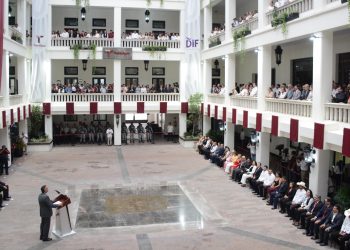 Inaugura Américo rehabilitación de Palacio de Gobierno de Tamaulipas y devela escudos de los 43 municipios