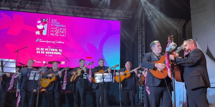 Noche de flamenco y boleros en el Festival Internacional de la Costa del Seno Mexicano