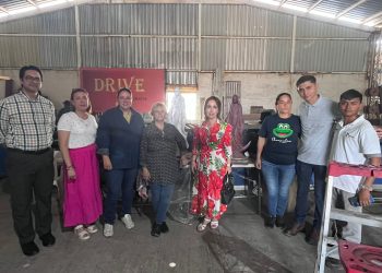 Participan estudiantes del ITACE en mega escultura de la Virgen de El Chorrito
