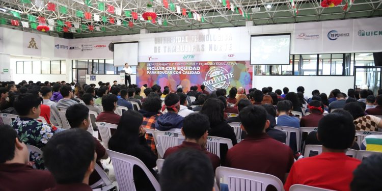 Reconoce COTACYT a docentes investigadores de la UTTN