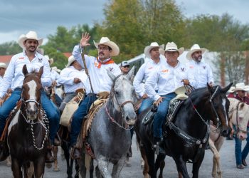 Encabeza el rector Dámaso Anaya aniversarios de facultades de la UAT