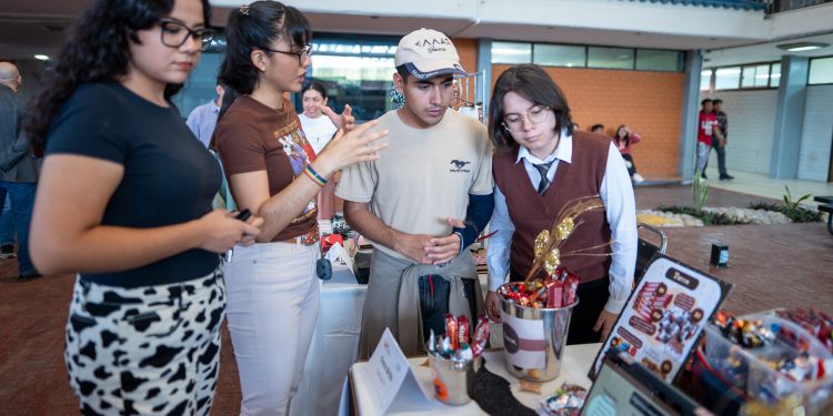 Promueve la UAT concursos de innovación y emprendimiento estudiantil
