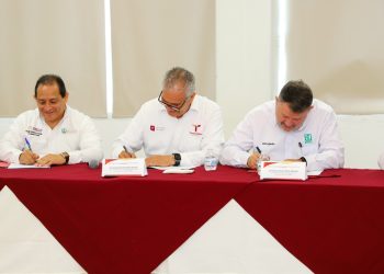 Toman protesta a nuevos integrantes del Comando Interinstitucional Estatal del Sector Salud