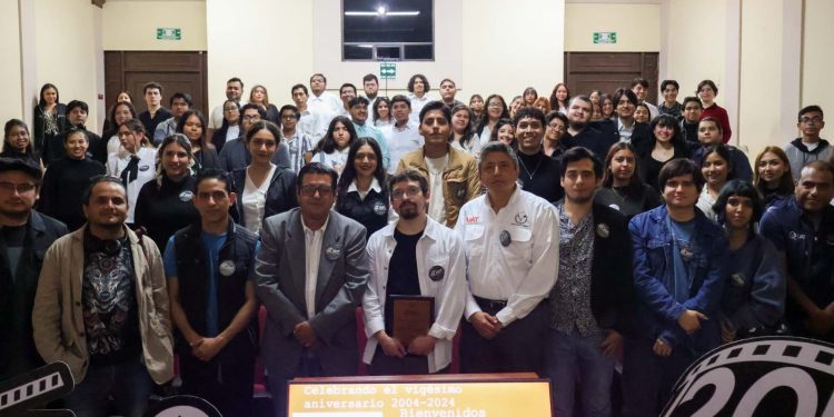 Celebra la UAT 20 aniversario de la muestra de cortometrajes Emoción Arte