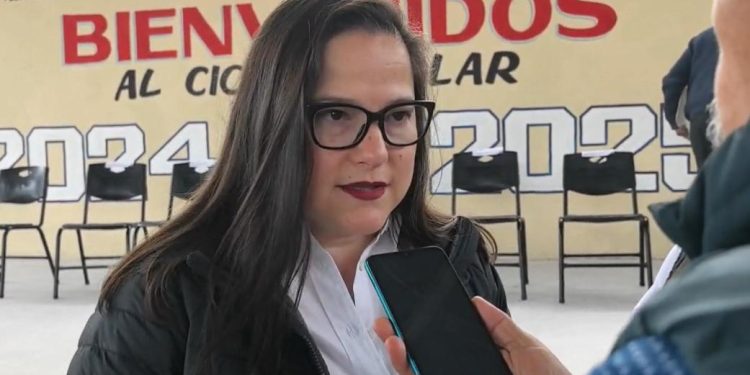 Renueva SET equipamiento tecnológico en telesecundarias del estado