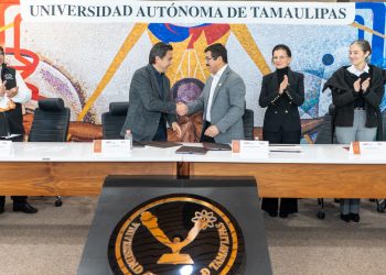 Firma la UAT convenio con Escuela de Economía Social de España