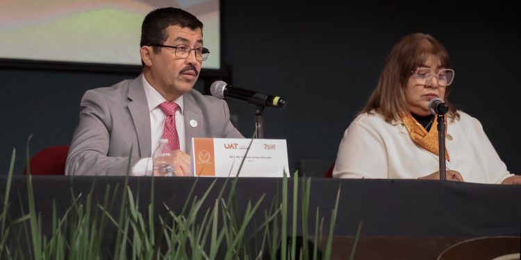 Refuerza la UAT estrategias para la formación integral del estudiante