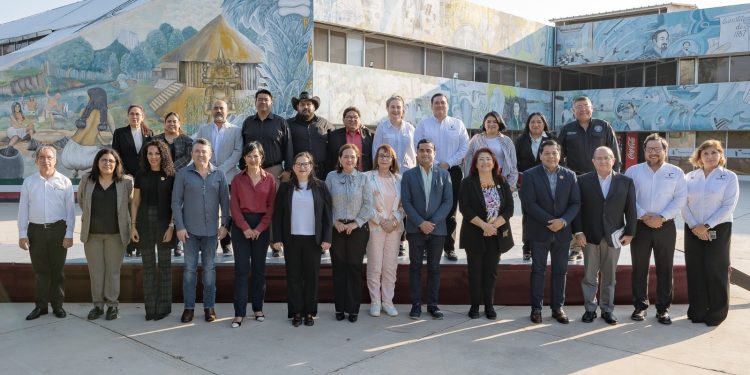 Trabajan SET y diputados locales para fortalecer el desarrollo educativo