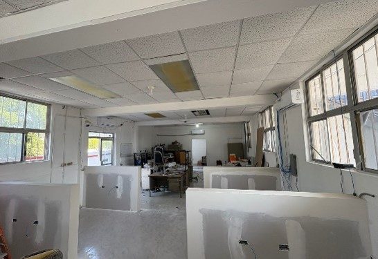 En zona sur de Tamaulipas, rehabilita Secretaría de Obras Públicas, oficinas de CREDES