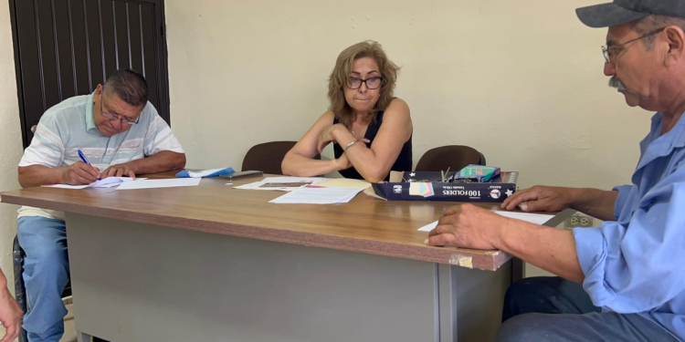 Secretaría de Obras Públicas firma convenio para fortalecer infraestructura rural en comunidades de Ocampo