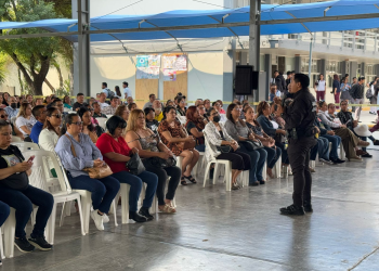 Imparte Guardia Estatal de Género plática preventiva de adicciones en Reynosa