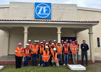 Fortalece UTTN formación profesional con vinculación empresarial