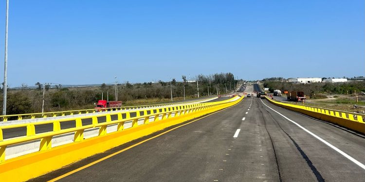 Concluye Gobierno de Américo “Puente de la Esperanza”