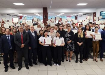 Realiza Universidad Tecnológica de Altamira primera entrega de títulos a Técnicos Superior Universitarios