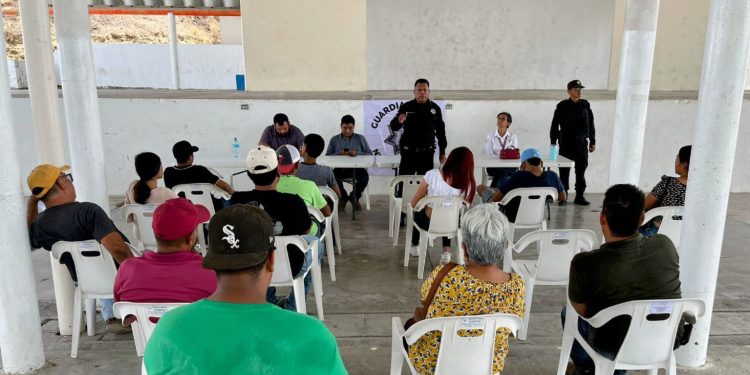 Imparte Guardia Estatal plática preventiva contra adicciones en Nuevo Morelos