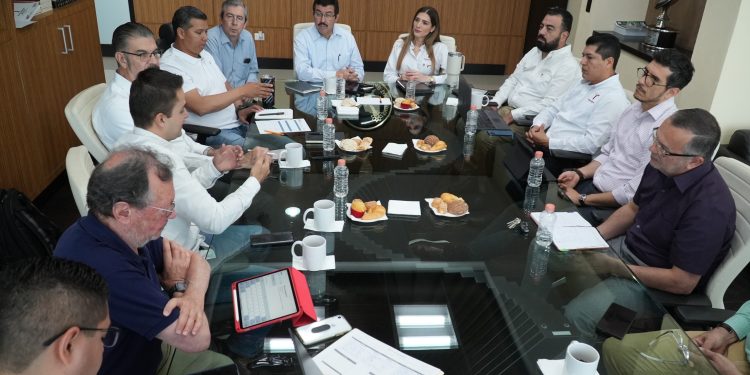 Impulsa la UAT vinculación universitaria en el proyecto Puerto Seco