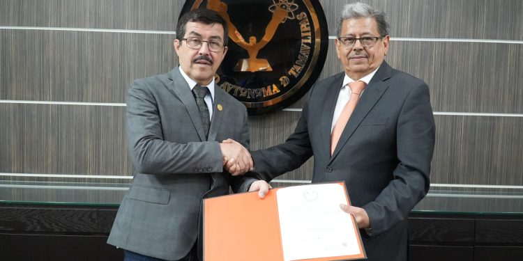 esigna rector a Ismael Quintanilla como abogado general de la UAT