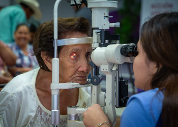 Inicia DIF Tamaulipas la campaña de cataratas “Bienestar en tu mirada 2025”