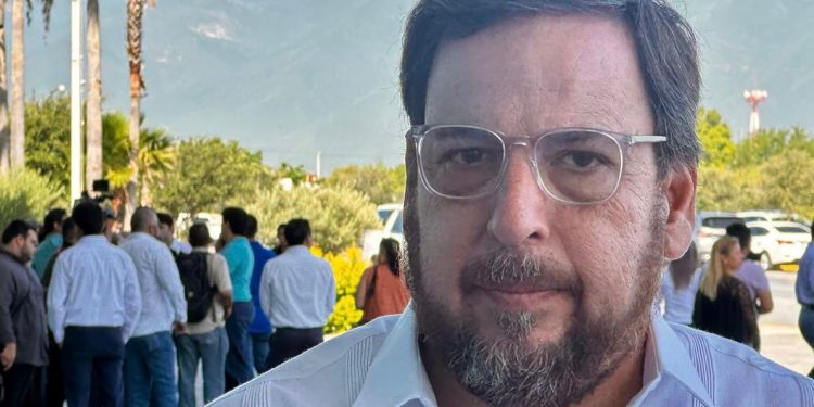 Cumple SET con entrega de plazas a docentes en Tamaulipas