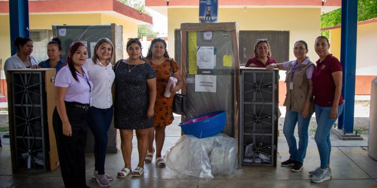 Continúa DIF Tamaulipas equipando desayunadores escolares y comedores comunitarios