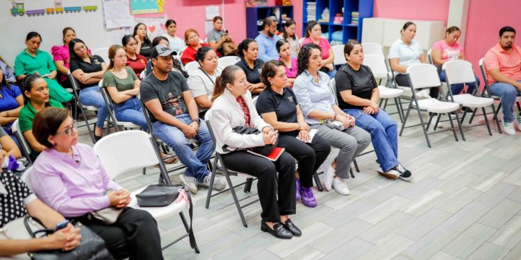 Promueve DIF Tamaulipas diálogo sobre neurodivergencias en niñas y niños