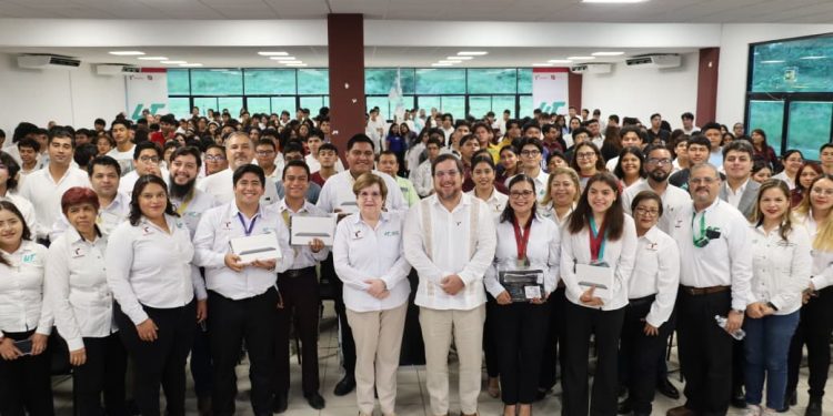 Desarrollan estudiantes de la UT Altamira proyectos innovadores