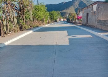 Pavimenta Secretaría de Obras Públicas el altiplano tamaulipeco