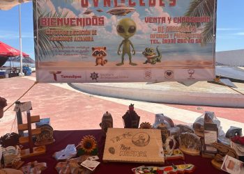 Instala CEDES Altamira punto de venta de artesanías en Playa Miramar