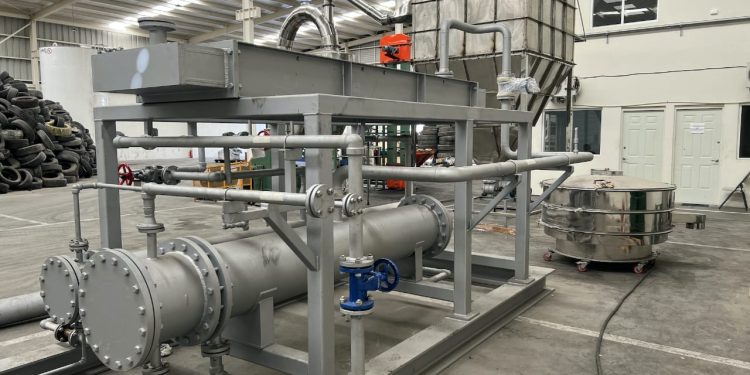 Impulsa SEDUMA proyecto ambiental contra llantas en desuso