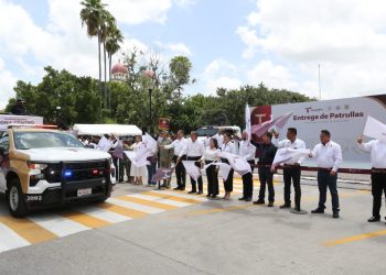 Refuerza Américo seguridad en San Fernando y la región con entrega de nuevas patrullas