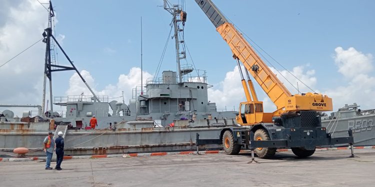 Continúan avances en el proyecto del Sistema Arrecifal Artificial de Tamaulipas