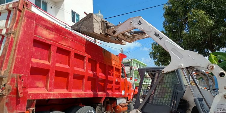 Trabaja SEBIEN en descacharrización en la zona sur