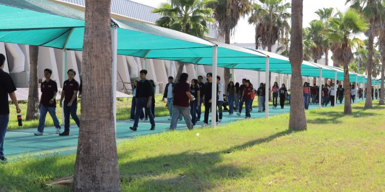 Inicia UTTN ciclo escolar con matrícula histórica