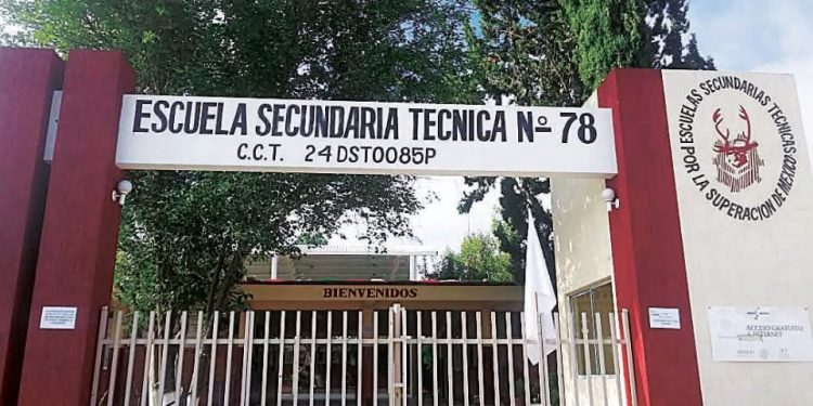 Abren preparatoria vespertina en instalaciones de secundaria en Nuevo Laredo