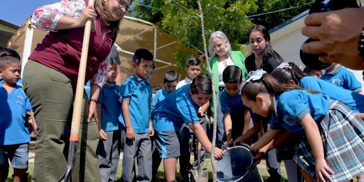 Transforma SEDUMA espacios escolares como parte de la Agenda Ambiental