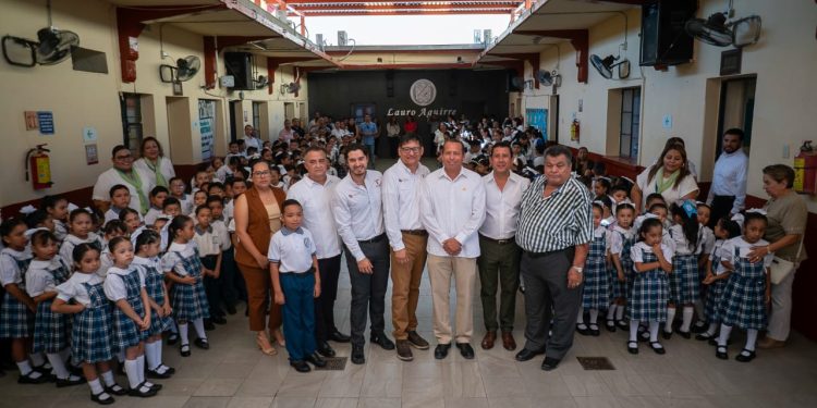 Inaugura titular de la STPS ciclo escolar 2025-2026 en Victoria